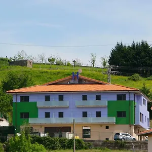 Aginaga Hotela ** Usúrbil